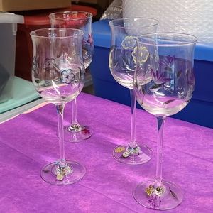 Set of four wine glasses